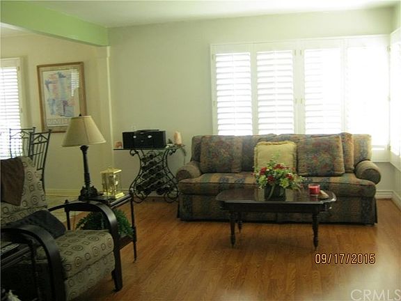 3rd image of 11817 Ringwood Ave