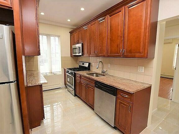 2nd image of 48-50 40th St #1F