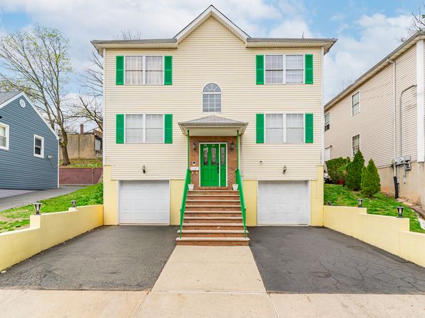 53 Newton Pl Unit 2