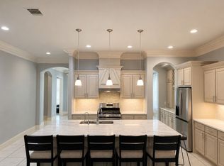 337 Lucille St, Irving, TX 75060