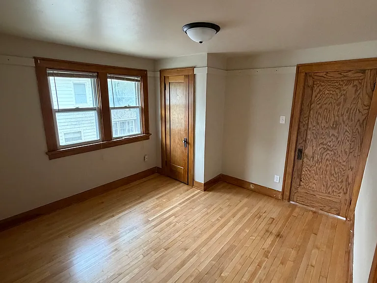 2225 S 82nd St #2225 — Photo 3