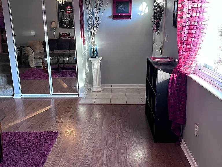 5040 Flintlock Dr — Photo 3