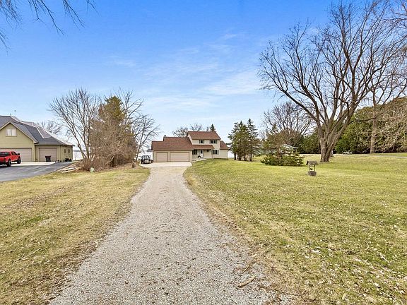 4th image of W4436 East Lakeview ROAD