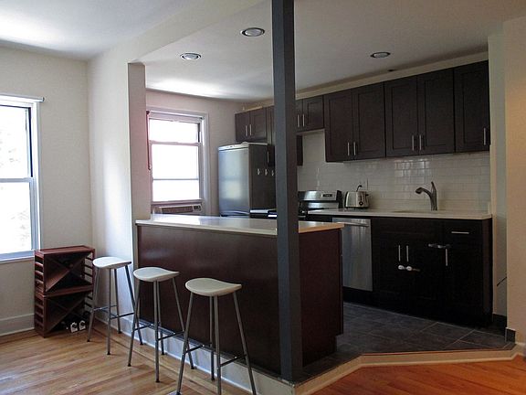 4th image of 1390 Lexington Ave APT 4