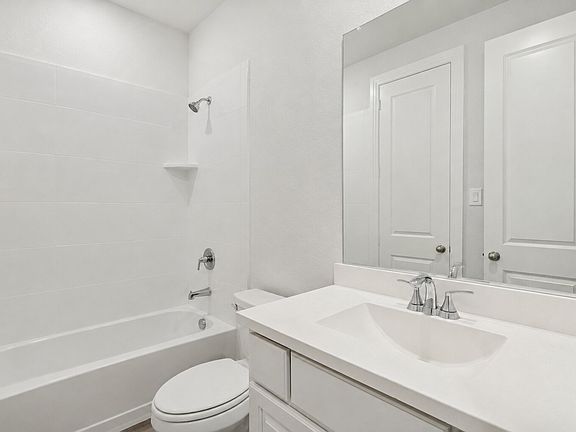 5th image of 1927 Holly Oak Way
