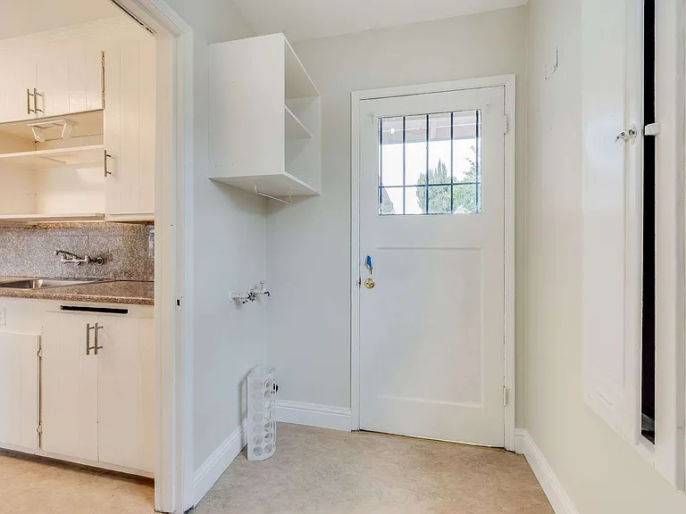 358 Bristol Blvd #358 — Photo 9