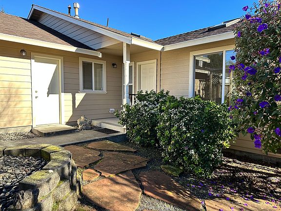 5th image of 1627 Tasi Ln