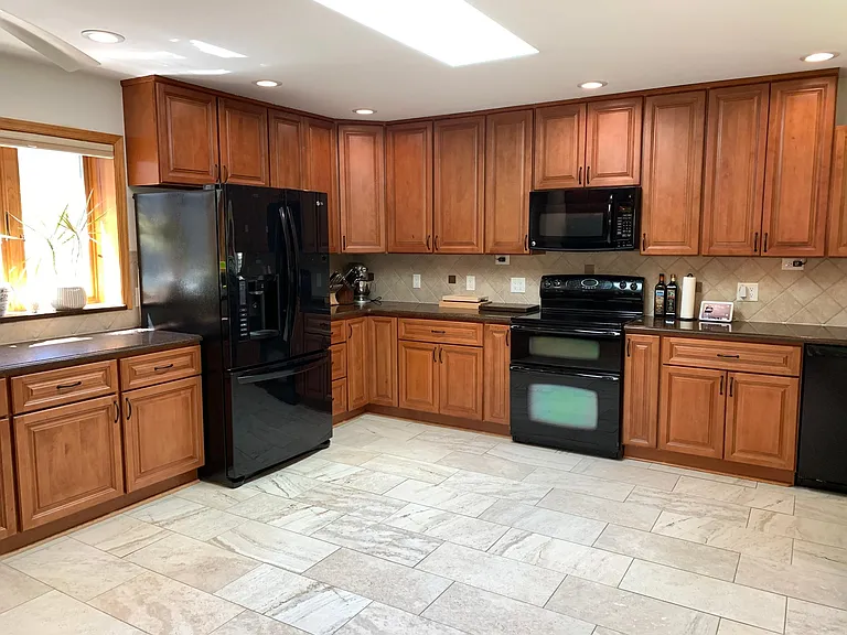 118 Lakeland Dr — Photo 12