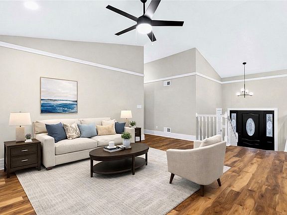 4th image of 42 Norton Dr