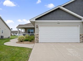 4423 Calder Dr, Marion, IA 52302