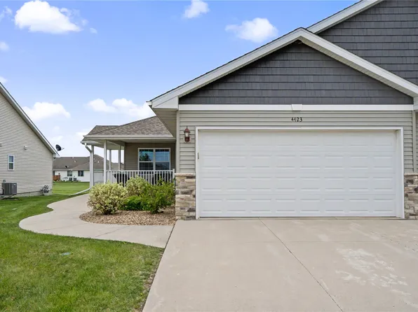 4423 Calder Dr, Marion, IA 52302