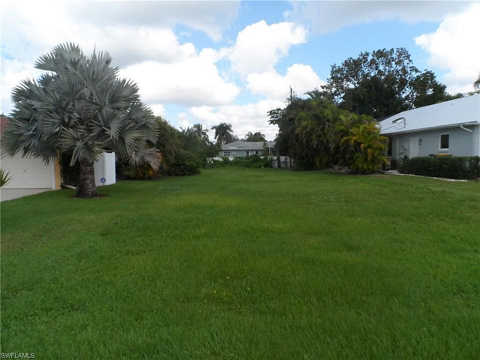 2nd image of 569 92nd Ave N