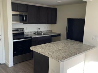 740 Cunningham Ave APT 209, Saint Charles, MO 63301