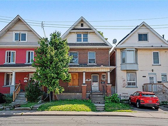 3rd image of 808 Cannon St E