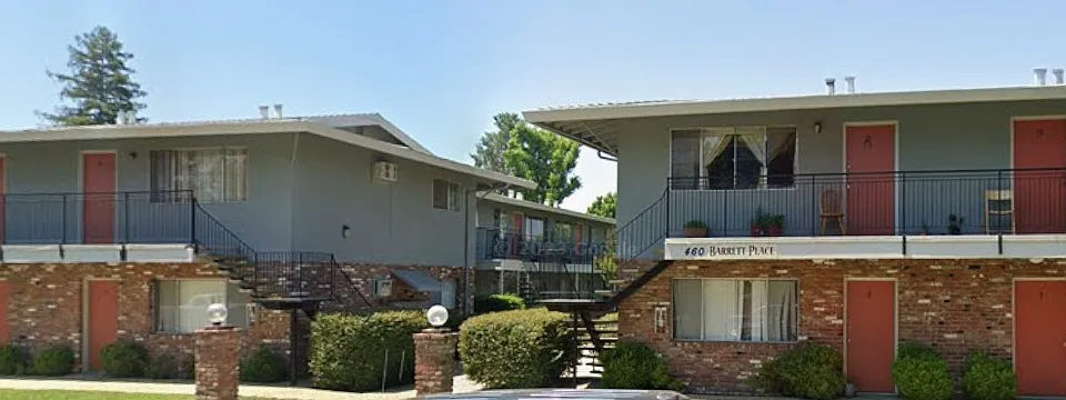 460 N Barrett Rd