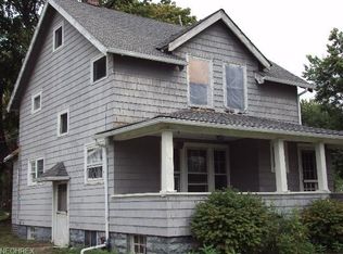 586 Elm St, Painesville, OH 44077