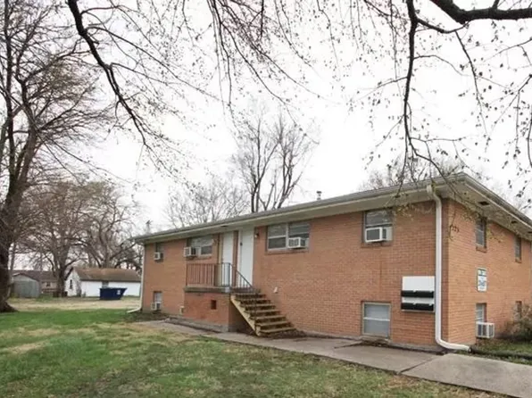 223 E. 2nd St, 223 E 2nd St APT 3, Junction City, KS 66441