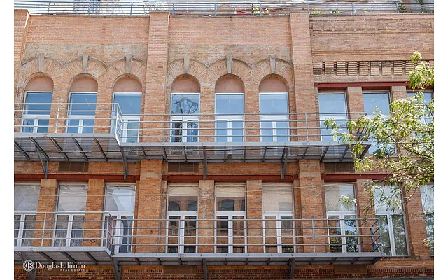 Sold by Douglas Elliman | media 33