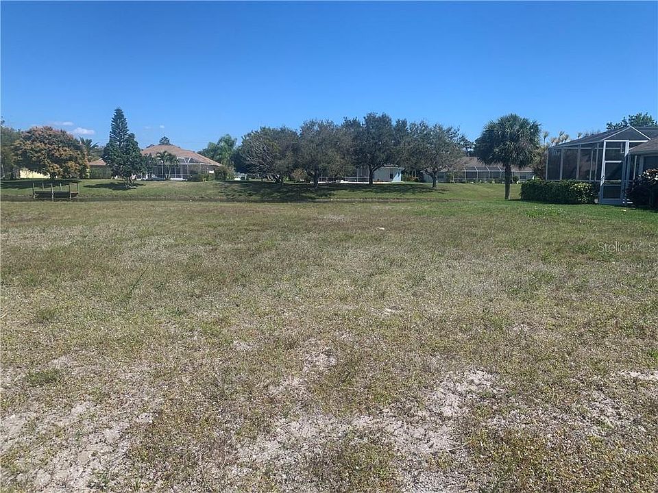 1st image of 743 Rotonda Cir