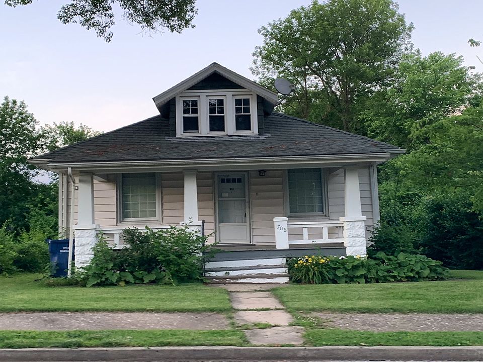 1st image of 706 Mascoutah Ave