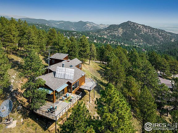 3rd image of 159 Alpine Way