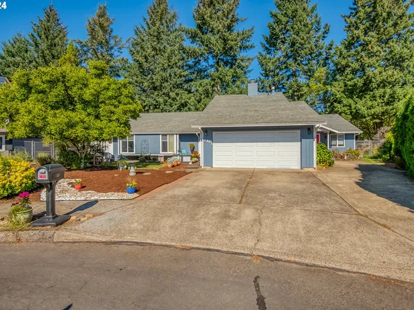 209 SW Phyllis Ct, Gresham, OR 97030