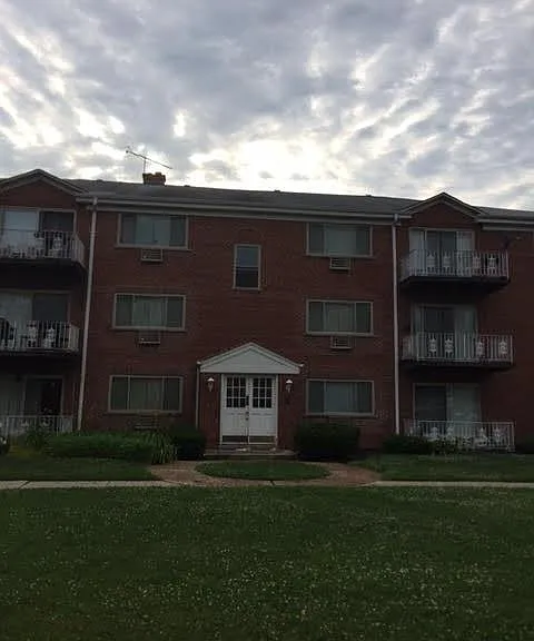 1653 Oakwood Ave — Photo 12