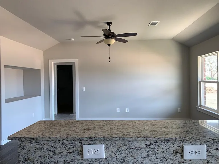 422 Red Robin St — Photo 11