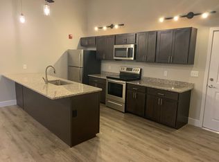Flats on East, Spring Grove, PA 17362