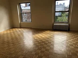 Rented by Melissa Conanan, LREB