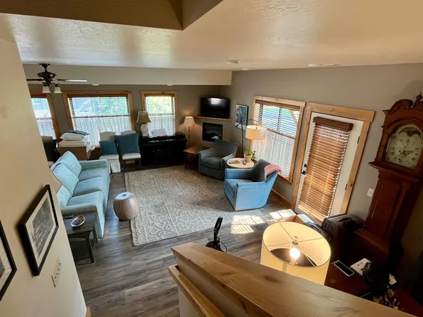 Mission Place, 4015 S Russell St #Penthouse 201, Missoula, MT 59801
