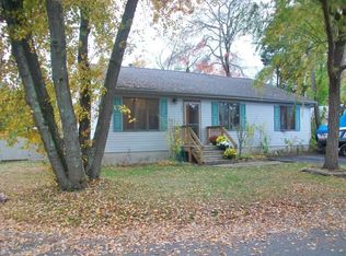 480 Godfrey Lake Dr, Brick, NJ 08724