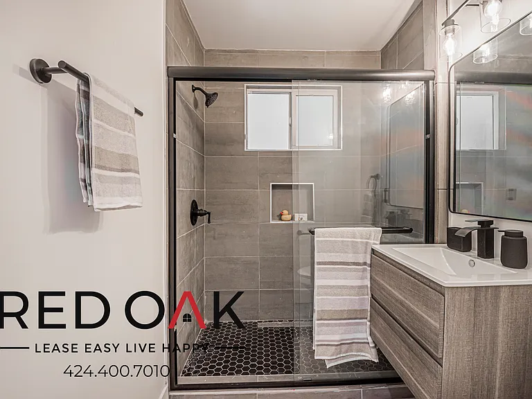 1346 N Fuller Ave #3 — Photo 14