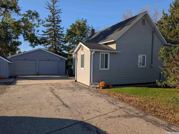 16053 170th St, Rockwell, IA 50469