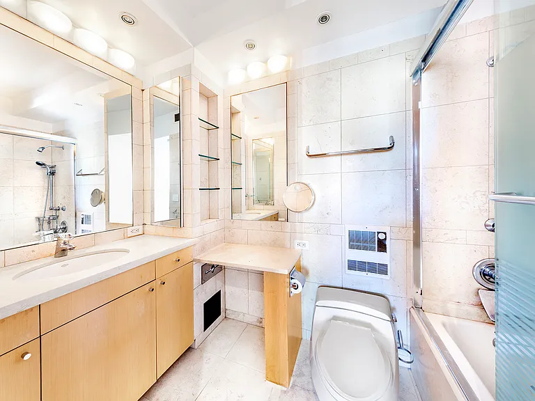 145 E 48th St #34D — Photo 8