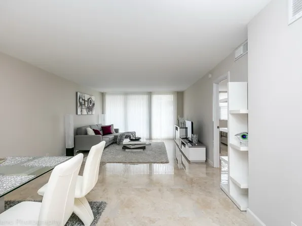 3140 S Ocean Dr APT 1402, Hallandale Beach, FL 33009
