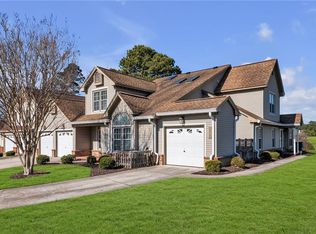 1306 Fairways Lookout APT B, Chesapeake, VA 23320