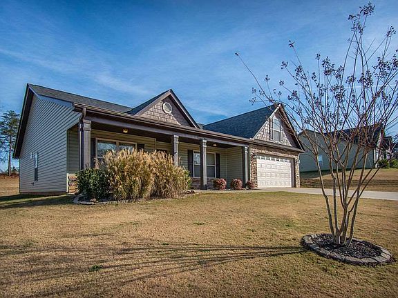 3rd image of 307 Hallie Olivia Dr