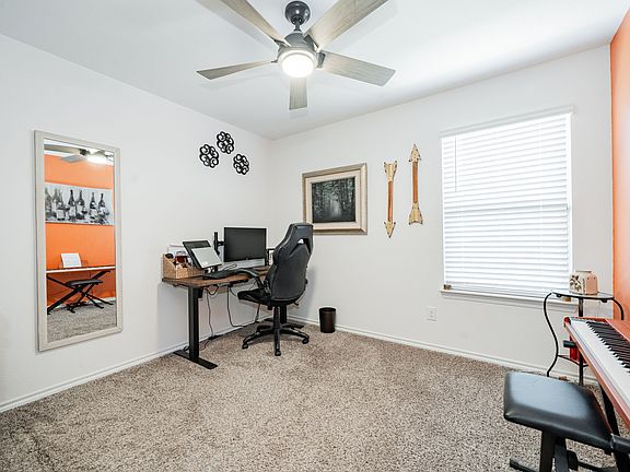 3rd image of 2133 Palestine Oak Dr