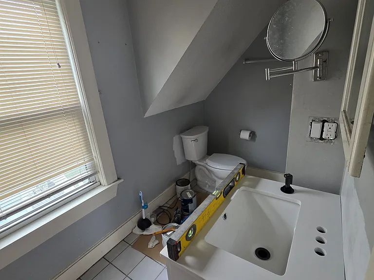 32 S Walker St #2 — Photo 5