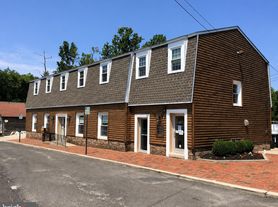 30 Trading Post Way
