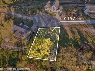 240 Westridge Farm Rd #19, Asheville, NC 28804