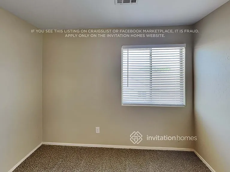 11401 W Windsor Ave — Photo 17