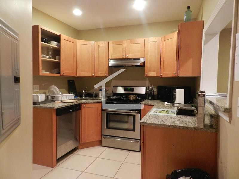 1st image of 68 Egmont St #1CV