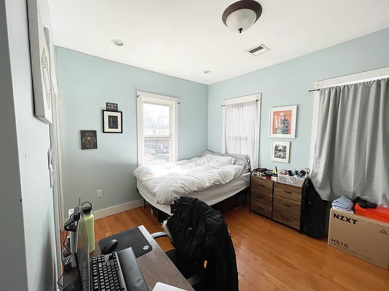 44-46 Ward St #3 — Photo 6