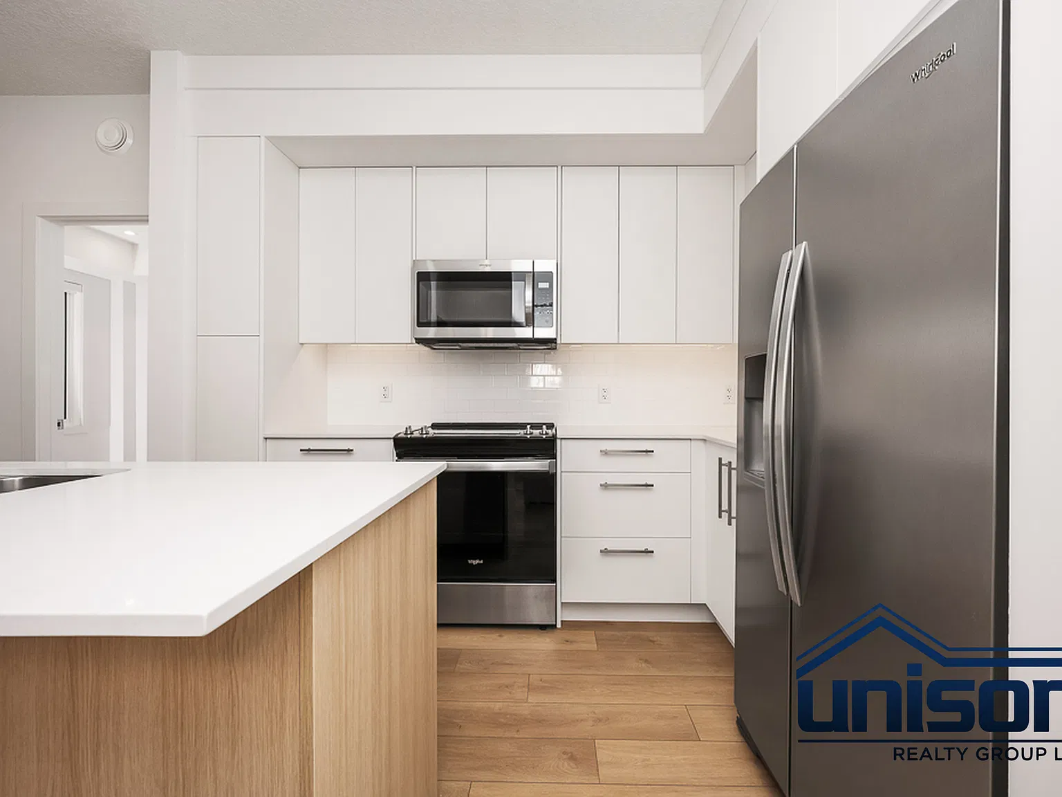 2 bed, $1,650 — Photo 4