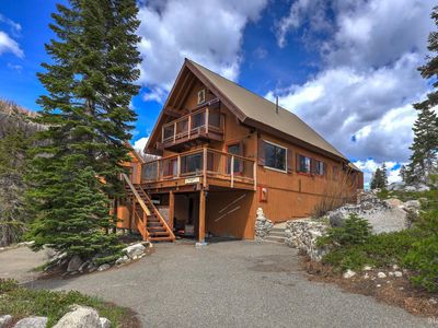 2051 Huckleberry Rd, Twin Bridges, CA, 95735