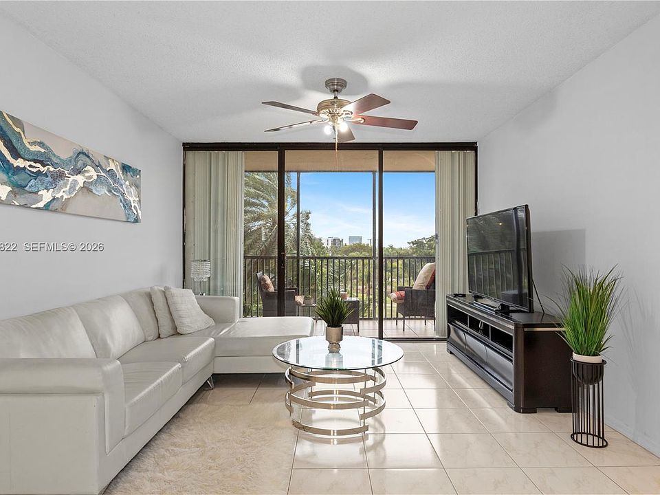 1st image of 20379 W Country Club Dr APT 532