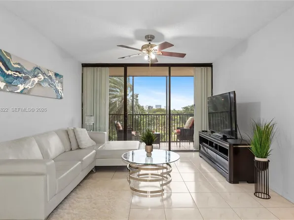20379 W Country Club Dr APT 532, Aventura, FL 33180