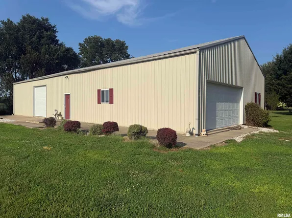 217 W Main St, Ursa, IL 62376